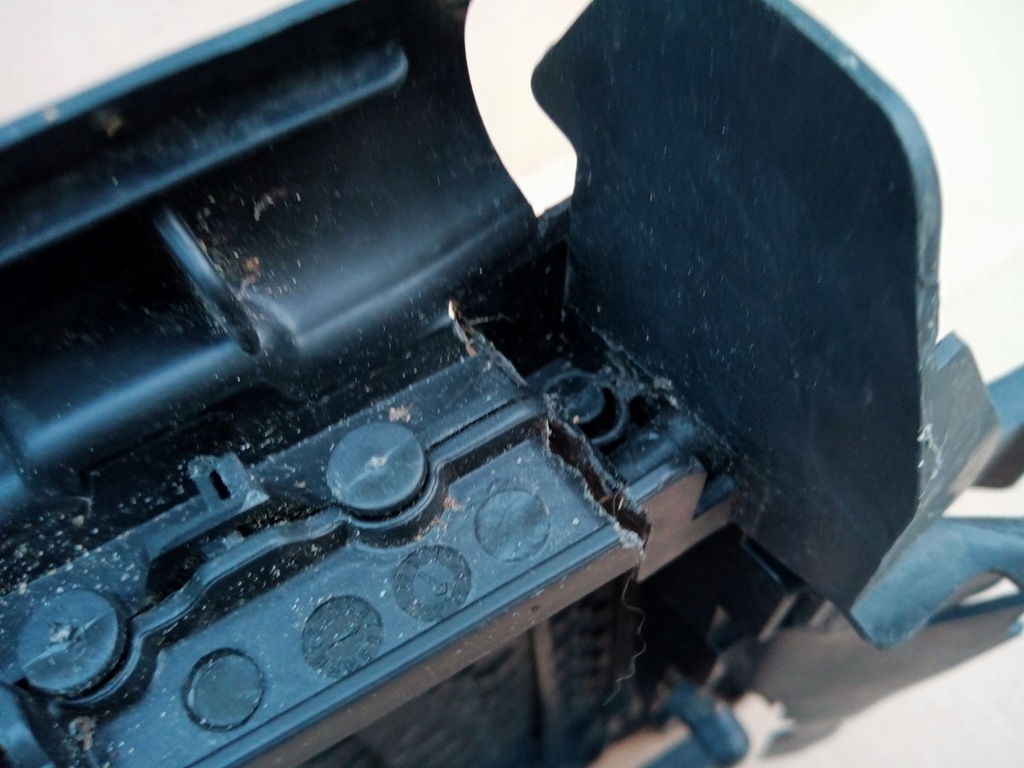 фото №9, Mercedes e-klasa w213 жалюзи воздуховод воздуха