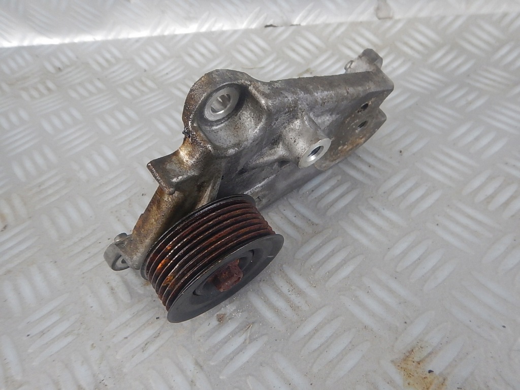 фото №3, Infiniti fx qx fx37 qx70s 3.7 кронштейн ролик ремень