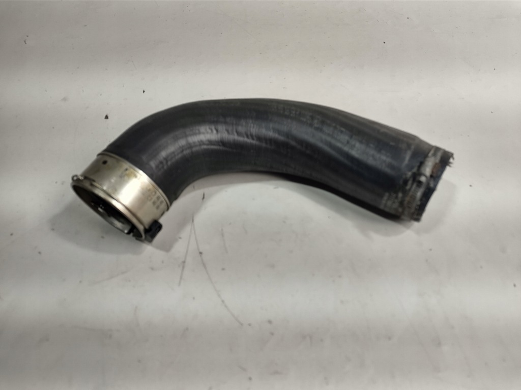 фото №1, Volvo v40 14r - шланг труба інтеркулер 31370044