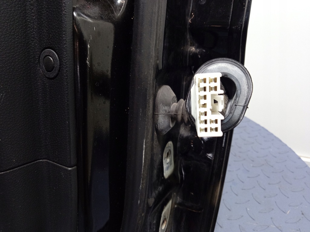 фото №6, Kia sportage ii дверь задняя левая cherry black [9p]