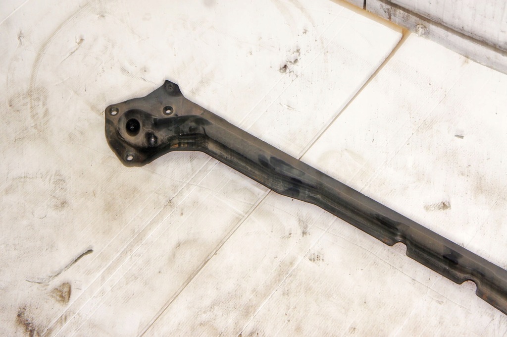 фото №5, Rs391 ford kuga mk2 ii розпірка підсилювач чашка