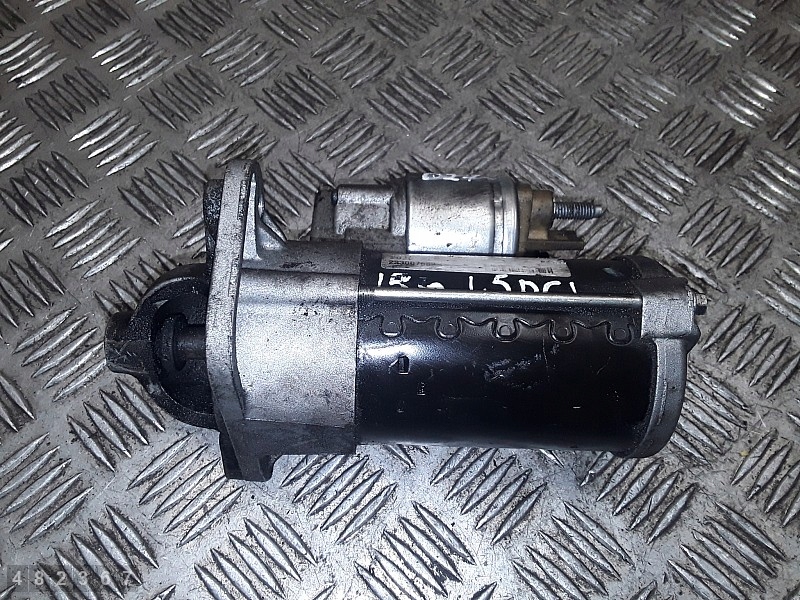 Купити 2015 renault captur стартер 1500 233007689