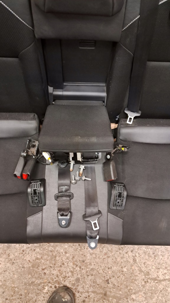 фото №10, Citroen ds4 заднее сиденье ремни сиденье задняя