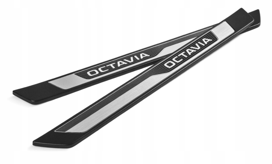 фото №1, Подсвечиваемые накладки пороговые skoda octavia 4 iv
