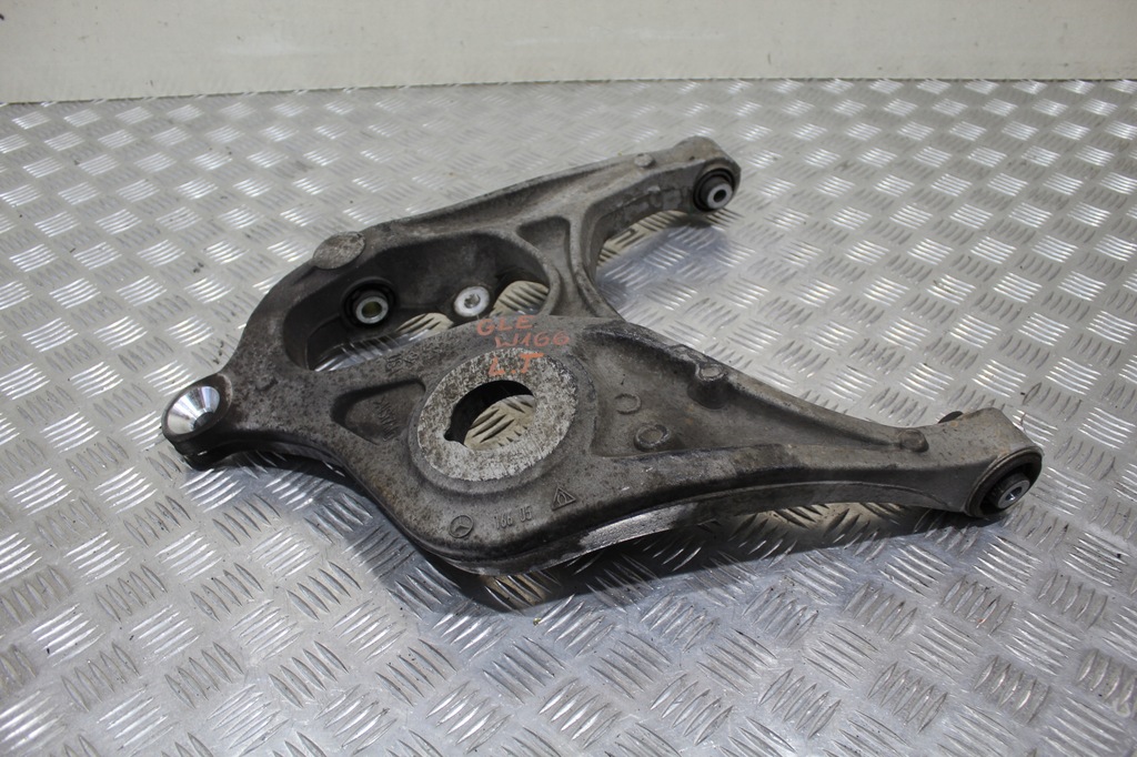 фото №1, Рычаг левый задняя gle w166 amg 16605