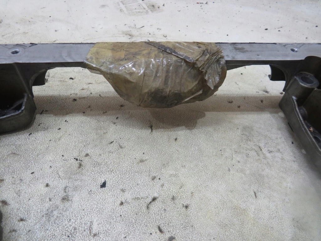 Поддон масляная mercedes 2.2 cdi a6510140302 в Украине