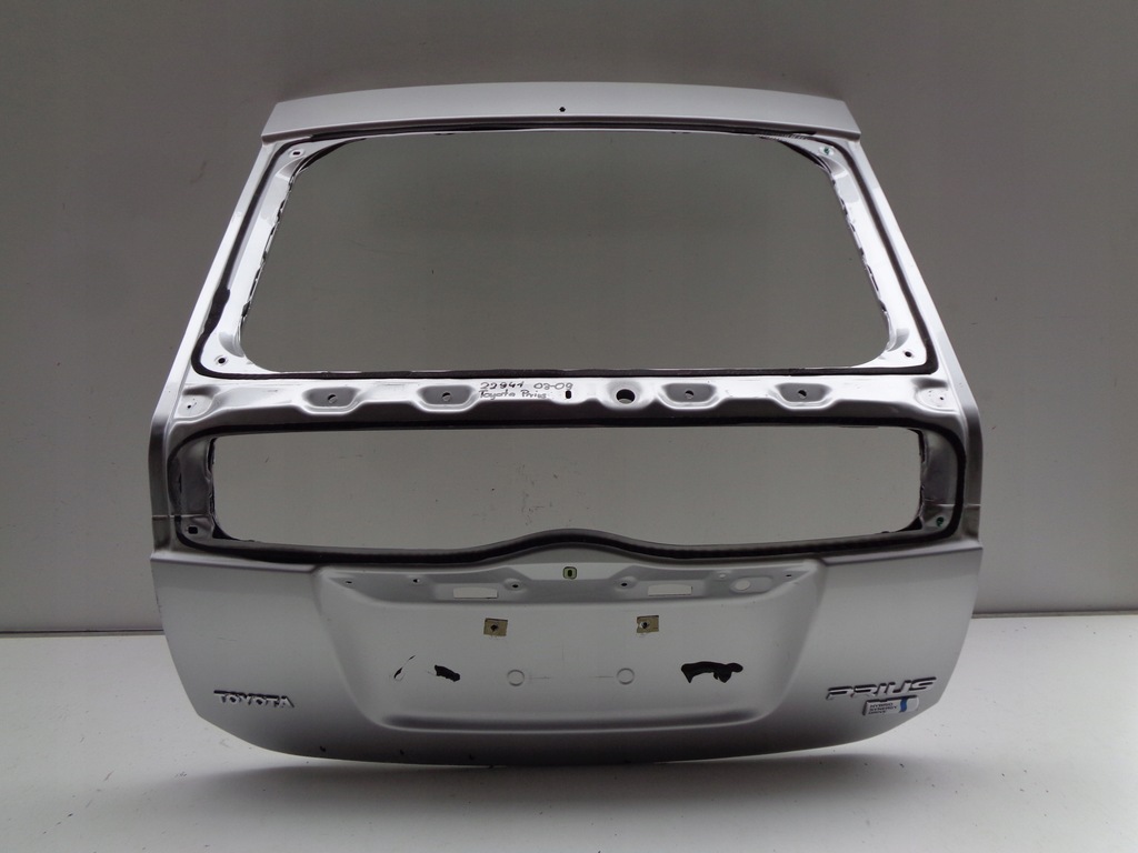 фото №1, Крышка багажника задняя toyota prius 03-09 nr 22941