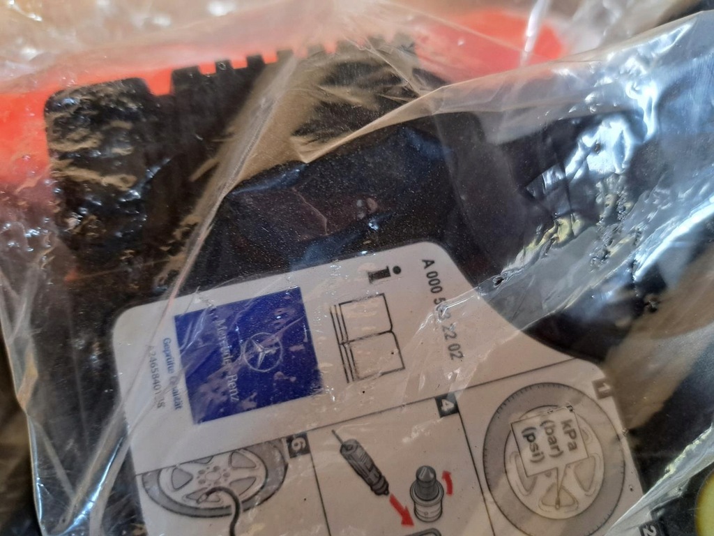 фото №5, Mercedes w246 набір ремонтний помпа бачок kpl