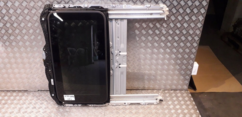 фото №1, Bmw 1 f20 люк люк стекло