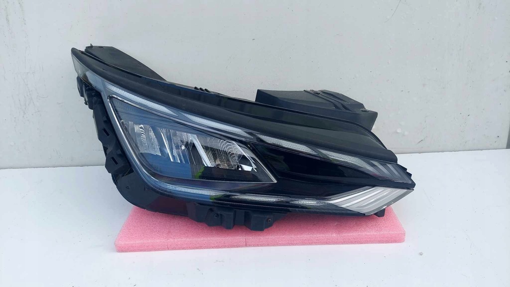 фото №1, Kia ev6 21- лампа права перед передня full led