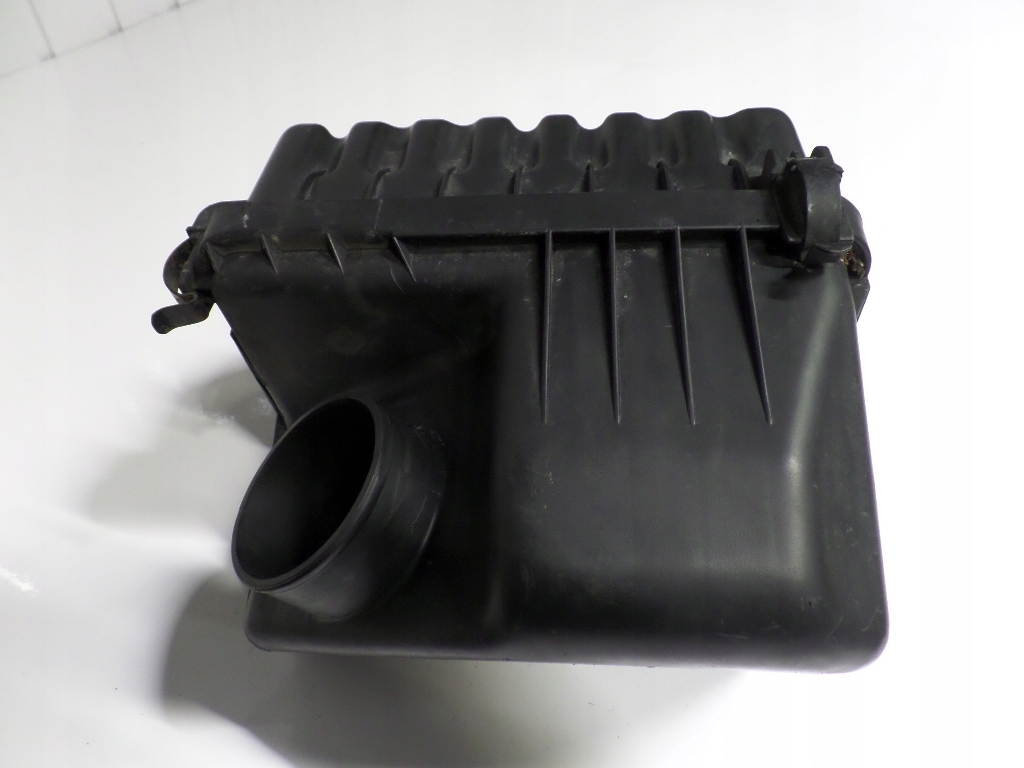 фото №1, Santa fe i 2.0 crdi корпус фильтра воздуха