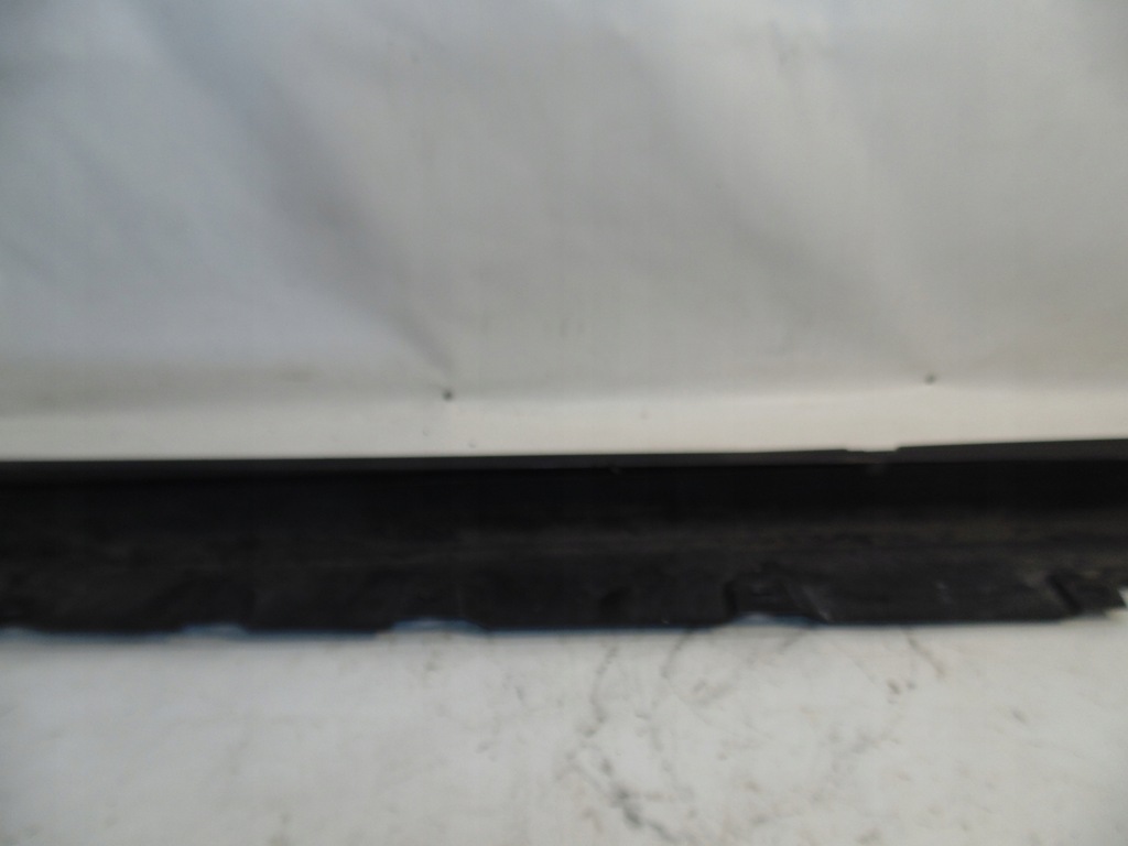 фото №11, Молдинг поріг накладка права bmw f10 f11 m.