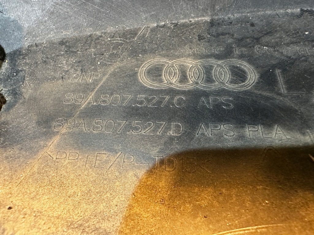 фото №9, Audi q4 89a s-line бампер задня задній dół накладка 89a807527c