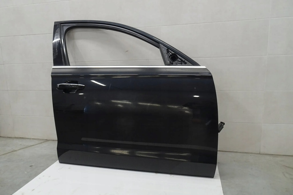 фото №1, Audi a6 c7 16r - дверь правое ly9t nowe