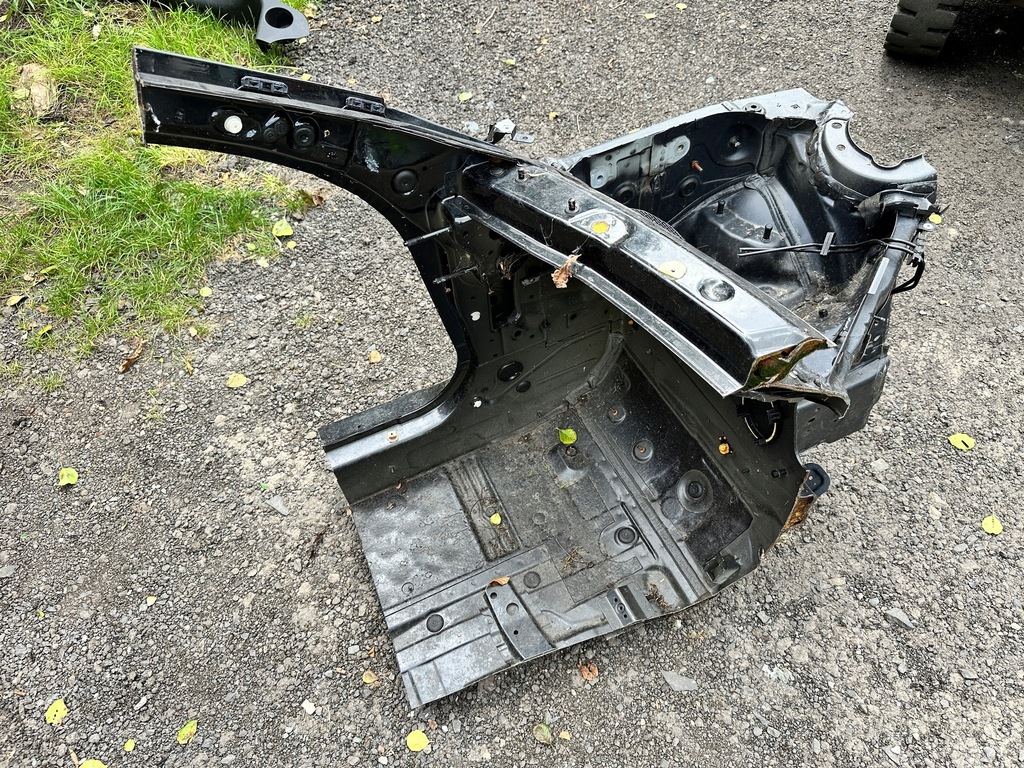 фото №4, Bmw f30 f31 lci lift блок двигуна a лівий поріг чверть