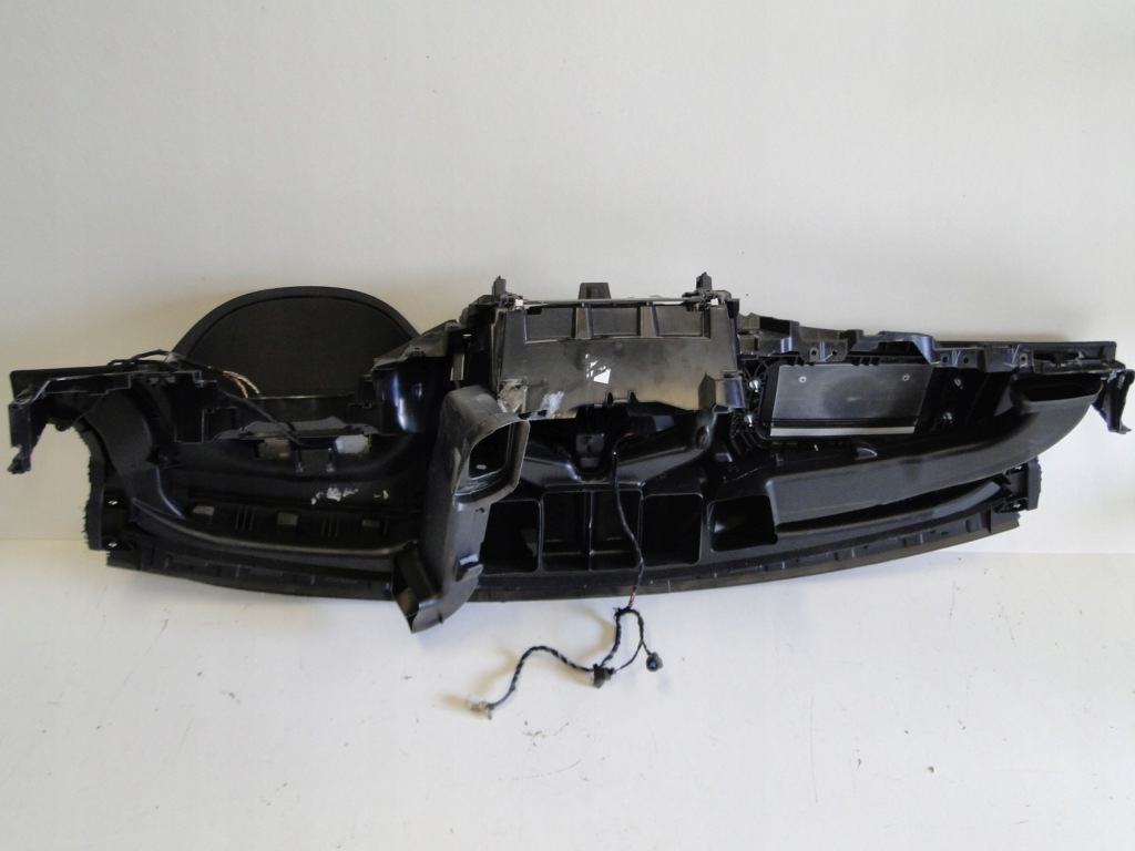 Купить Mercedes gle w166 166 панель  кожа amg head-up