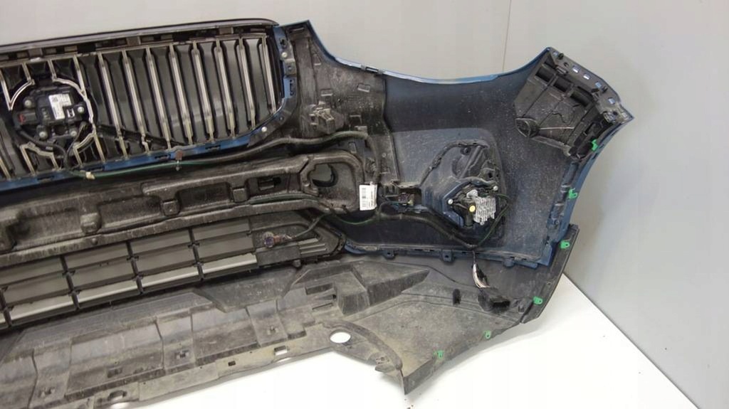 фото №7, Volvo xc40 lift бампер передний kompletny 734