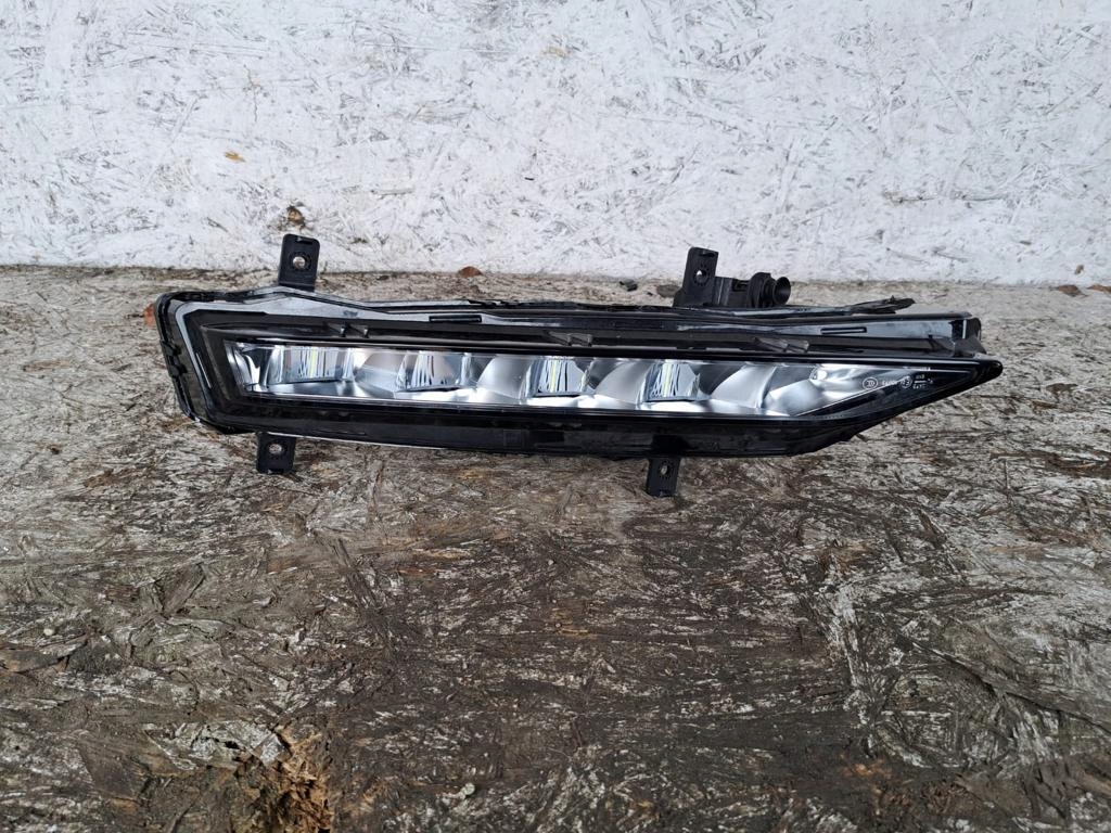 фото №2, Skoda superb 3 lift противотуманная фара левый led оригинал