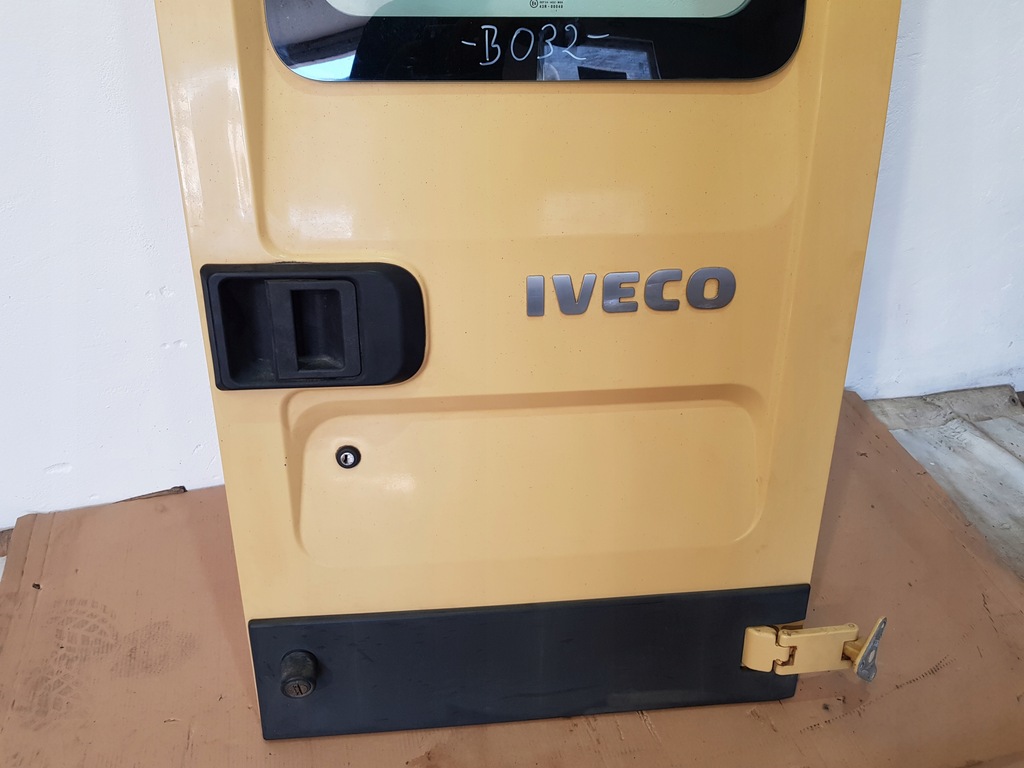 фото №14, Двері задня ліва праве iveco daily iv 06-11r eu 3.0 hpi irisbus 215cm kpl