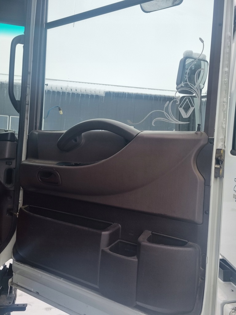 фото №2, Обивка обшивка дверь правая lub левая renault magnum dxi