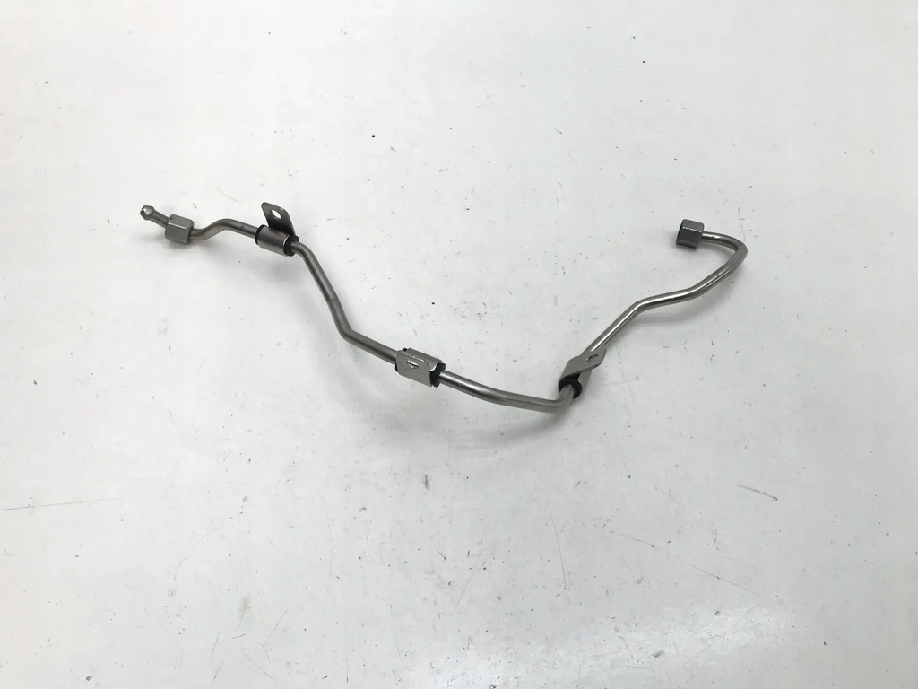 фото №1, Volvo xc 40 xc40 2023 2.0 гибрид труба шланг топлива