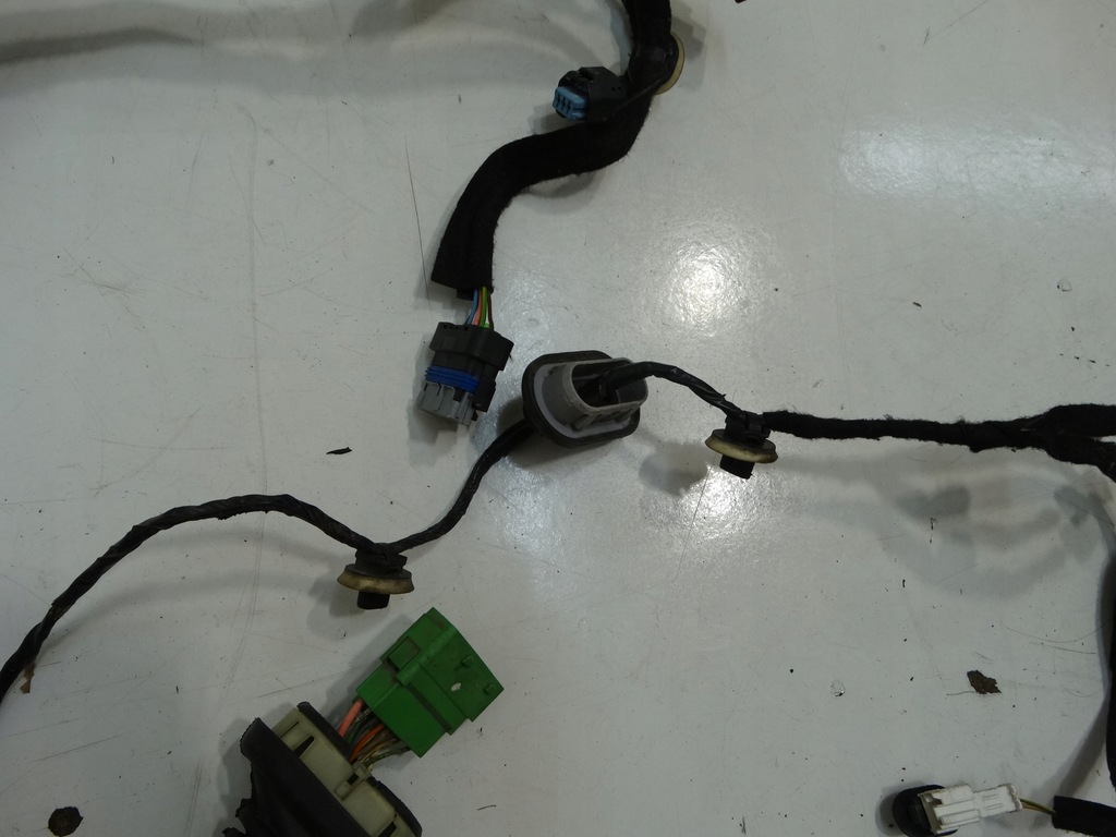 фото №7, Жгут дверь правый задняя citroen ds5 9801373280