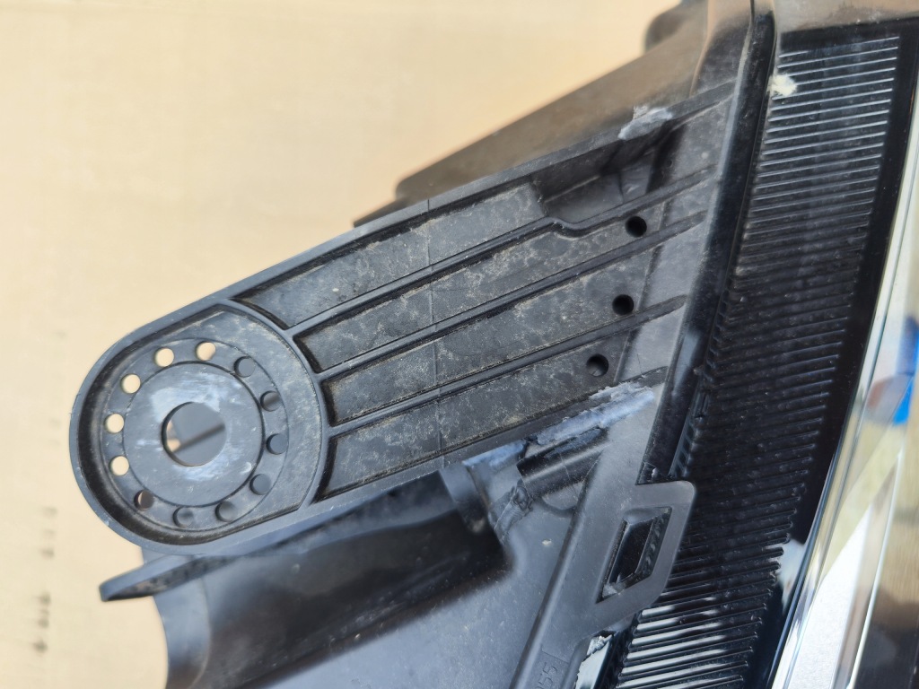 фото №8, Dacia sandero iii jogger права лампа перед full led передня 260101940r