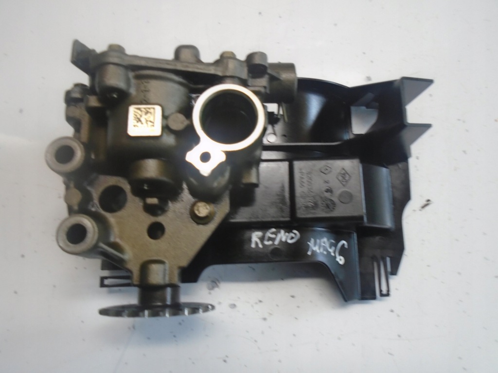 фото №1, Renault laguna ii 2.0dci насос оливи 8200345633