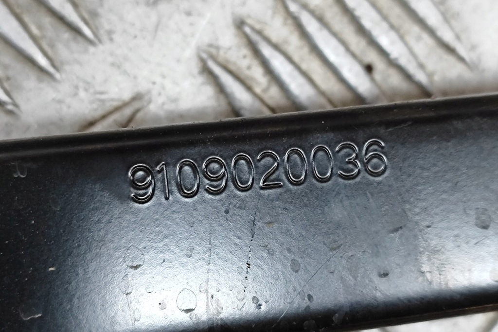 фото №7, Kia ev6 cv кронштейн замка капот 9109020036 электрика 430kw 2023 27311488