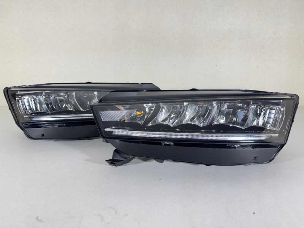 фото №1, Skoda octavia iv 4 5e4 full led лампа левая правая перед фары комплект