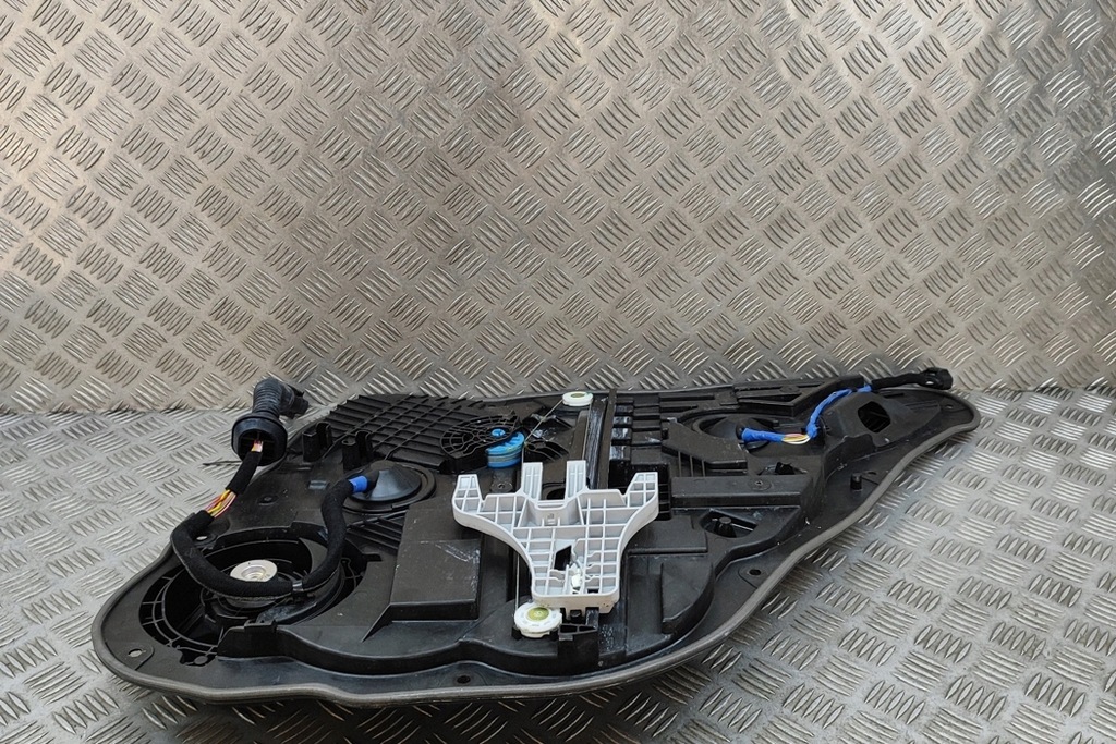 фото №5, Kia ev6 cv задний левый подъемник стекло дверь 83471-cv000 2021 26596331