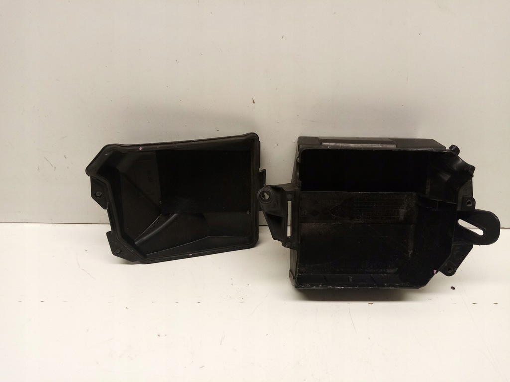 фото №1, Коробка корпус модуля bsi bsm renault clio iii 3 fl 8200314276 8200587123