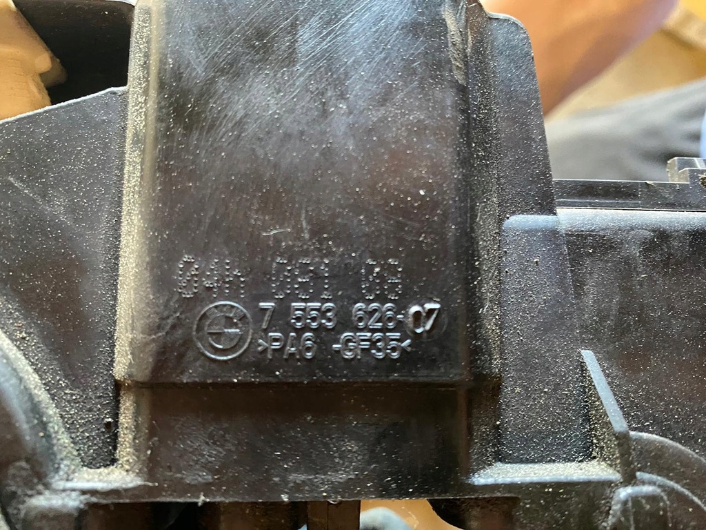 фото №3, Крышка клапанов n43 bmw e90 e91 e92 e93 e60 e61 e81 e82 e87 e88