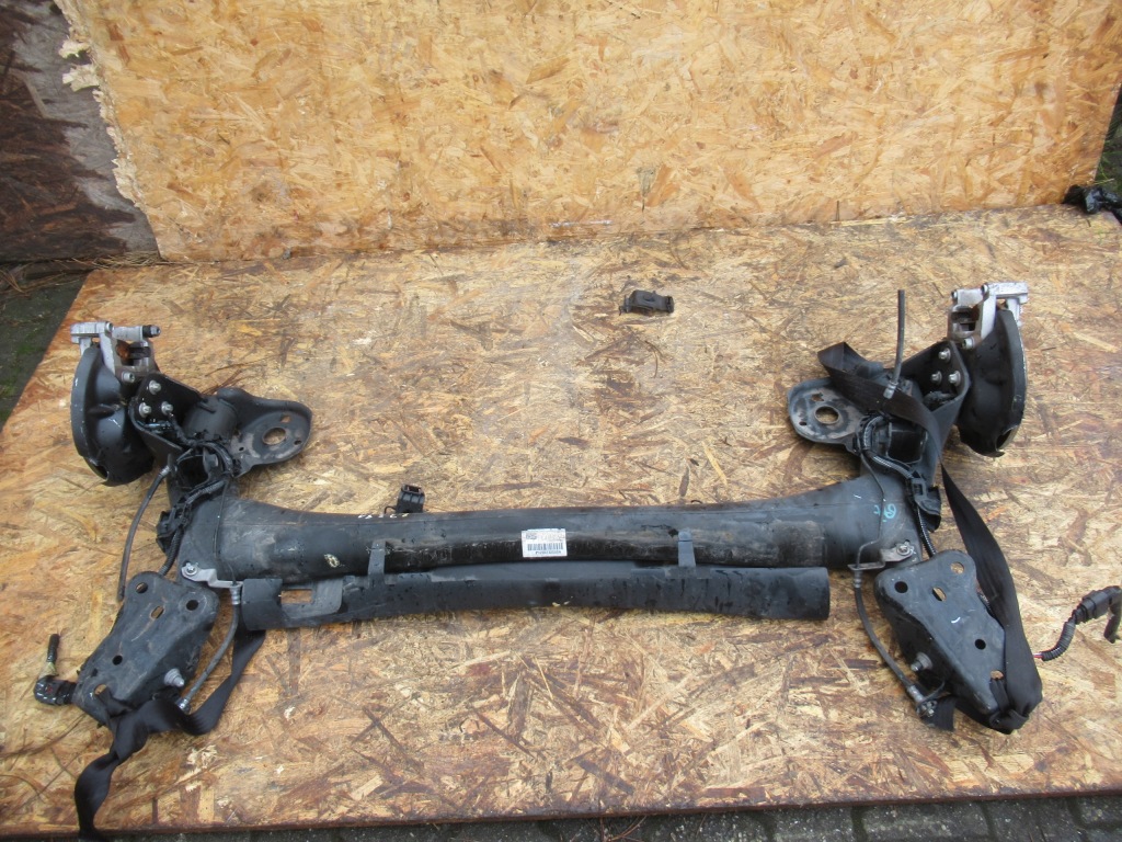 фото №1, Oś задняя peugeot 208 ii 20- тормозные диски