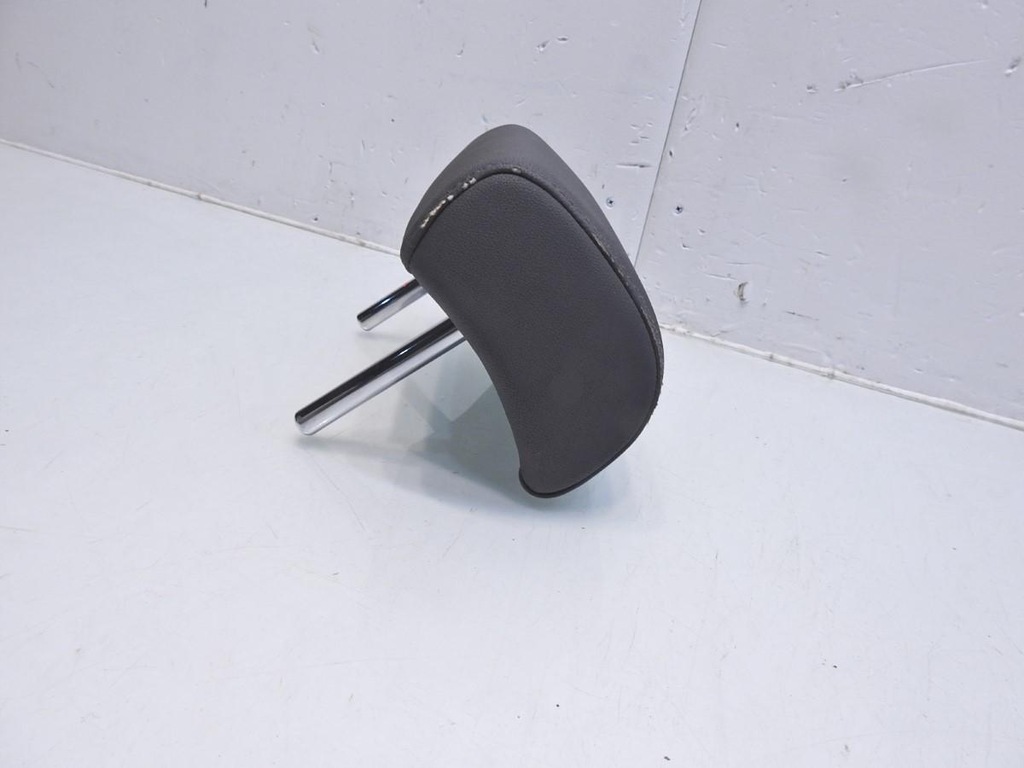 фото №6, Підголівник середній задня audi a6 c6