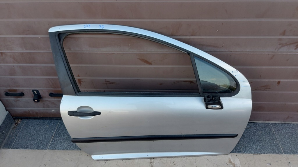 фото №10, Peugeot 207 3d дверь правый перед