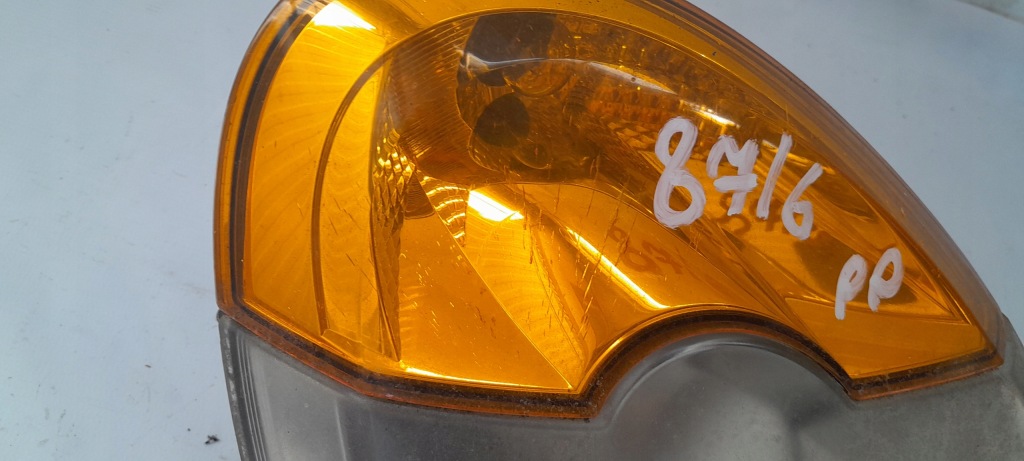 фото №2, Renault modus лампа правий перед передня права 8200301831