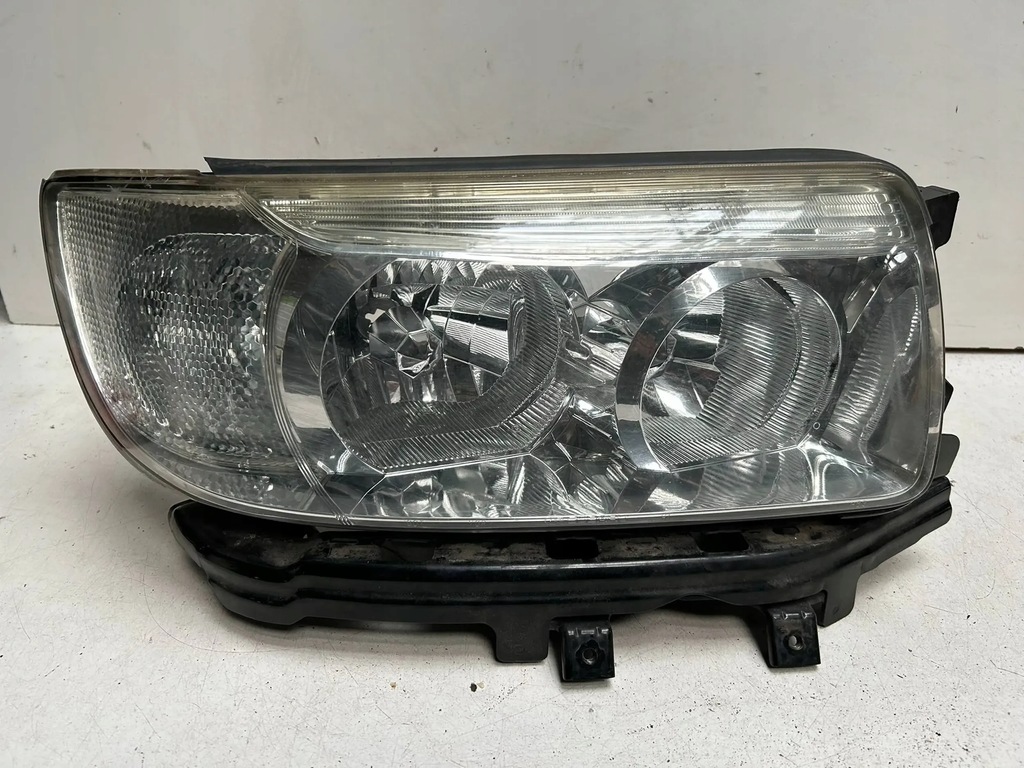 фото №1, Фара правый subaru forester sg 2005