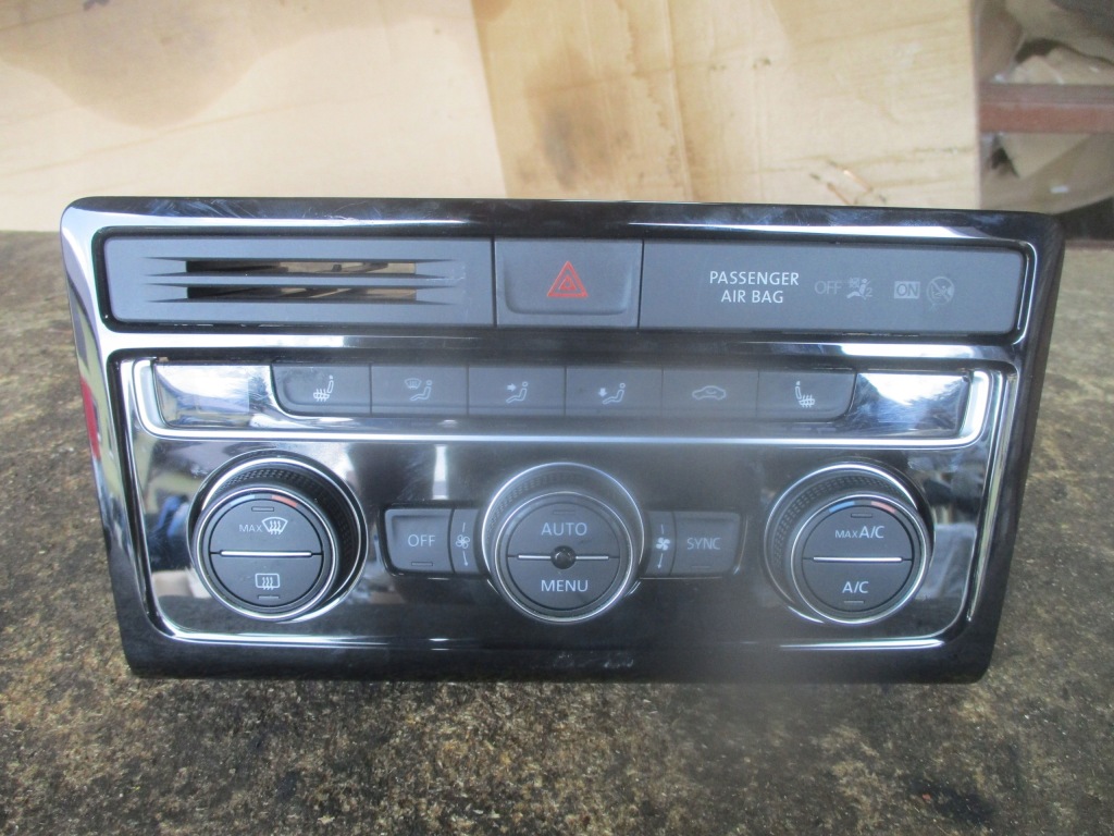 фото №1, Панель кондиционера 5g0907044cf vw golf vii lift