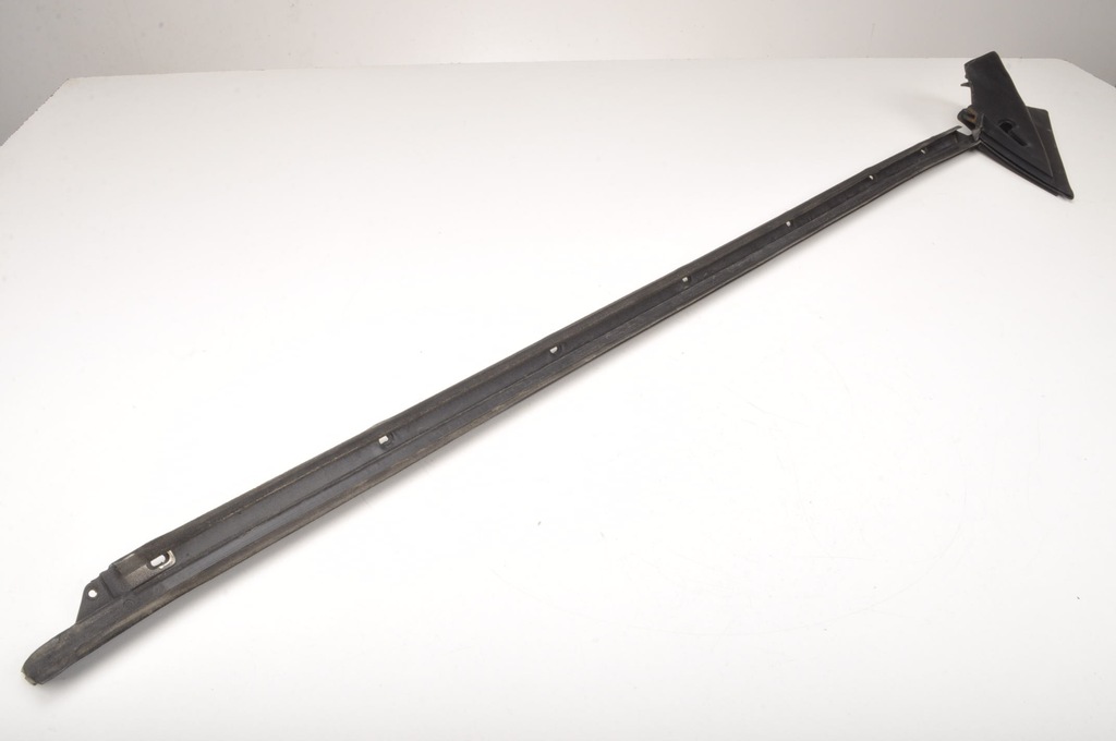 фото №6, California f149 молдинг стекло передняя правая