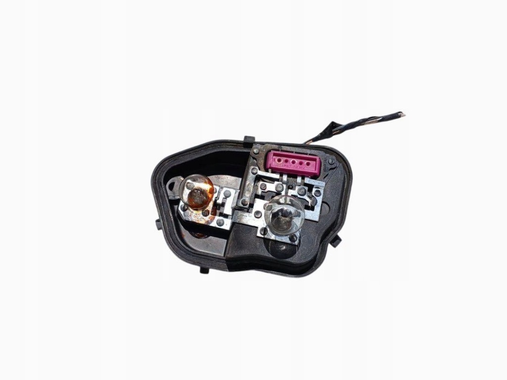 Купити Вкладиш фари задній задній лівий renault megane 3 хетчбек 5d 89076149