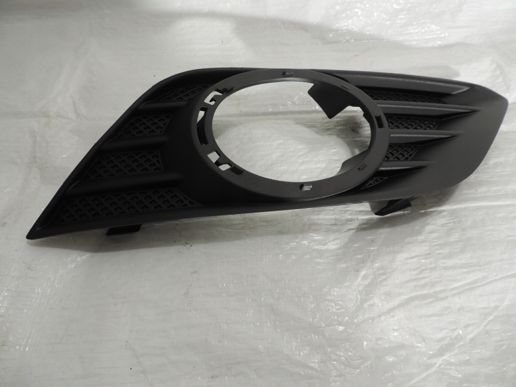 Opel mokka 12-16 rok правая решётка бампера противотуманной фары pod хром k134/w653jr Цена