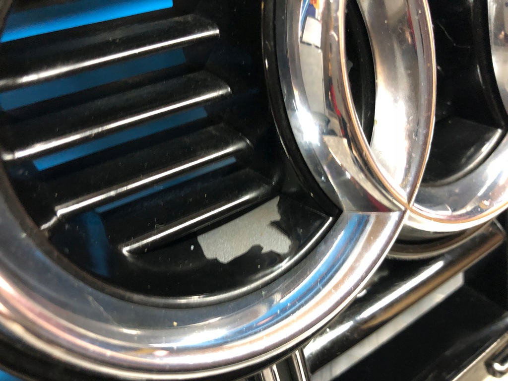 фото №14, Audi a6 s6 c6 s line решётка радиатора решётка радиатора радиатора 4f0853651aj