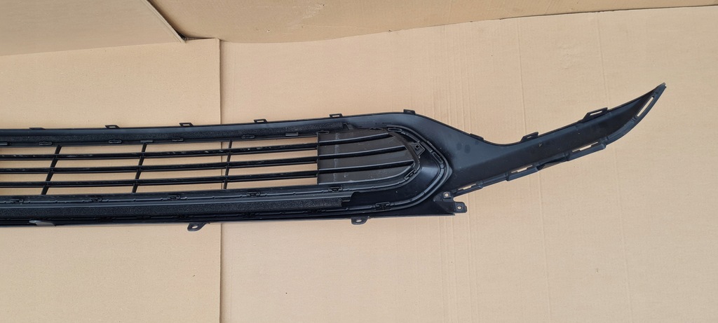 фото №9, Накладка решётка бампер toyota bz4x перед