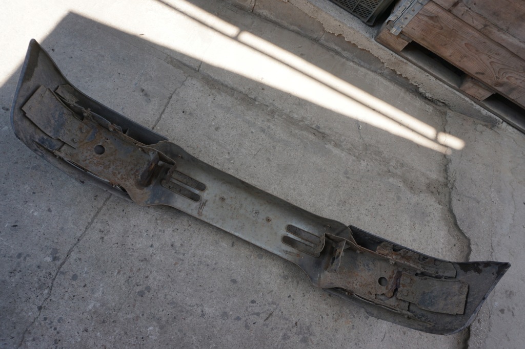 Hyundai galloper бампер перед передній 98-03r в Україні