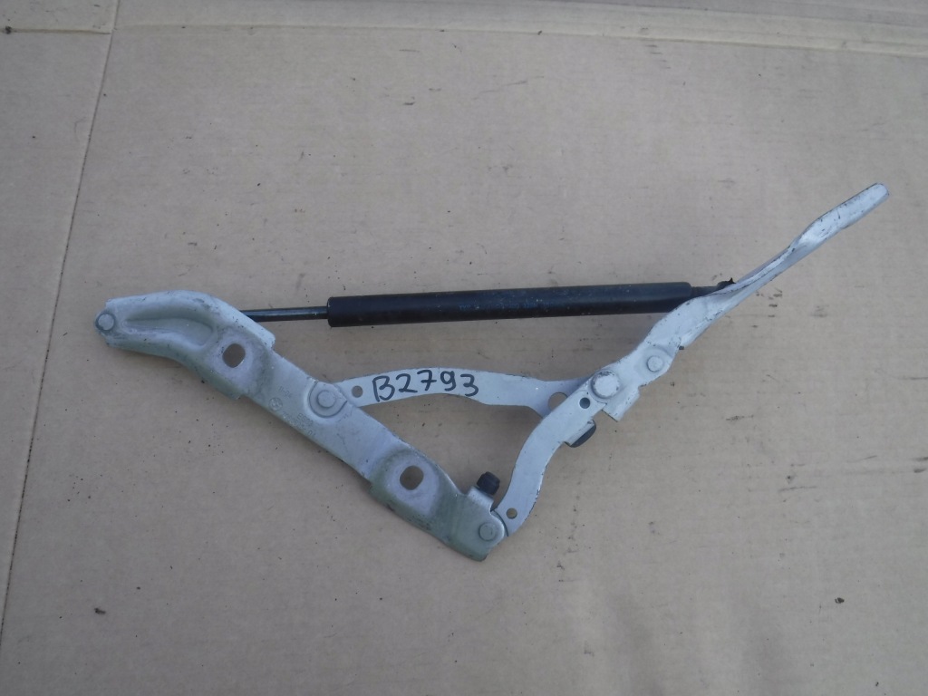 фото №1, Петля крышки задняя правый bmw e90 e91 7060628