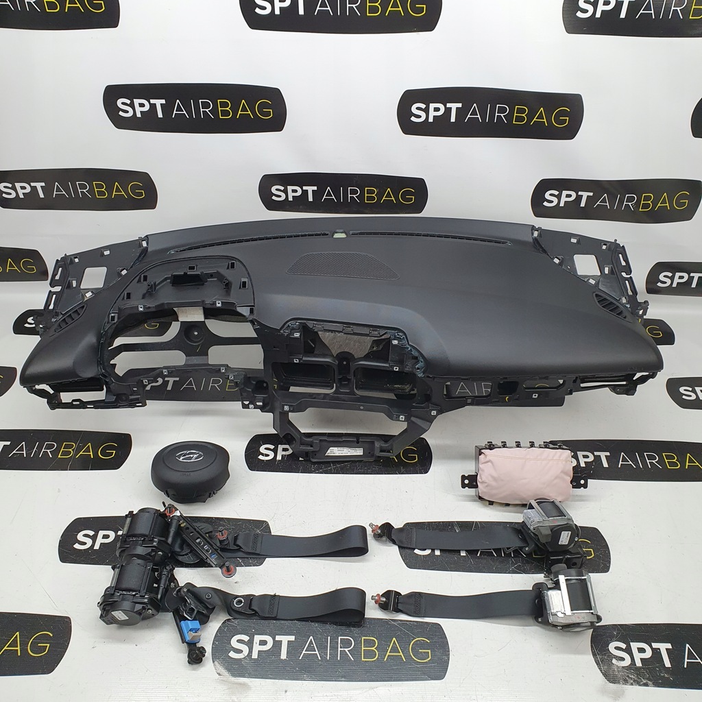 фото №1, I20 iii 3 приборная панель консоль подушки безопасности ремни подушка безопасности