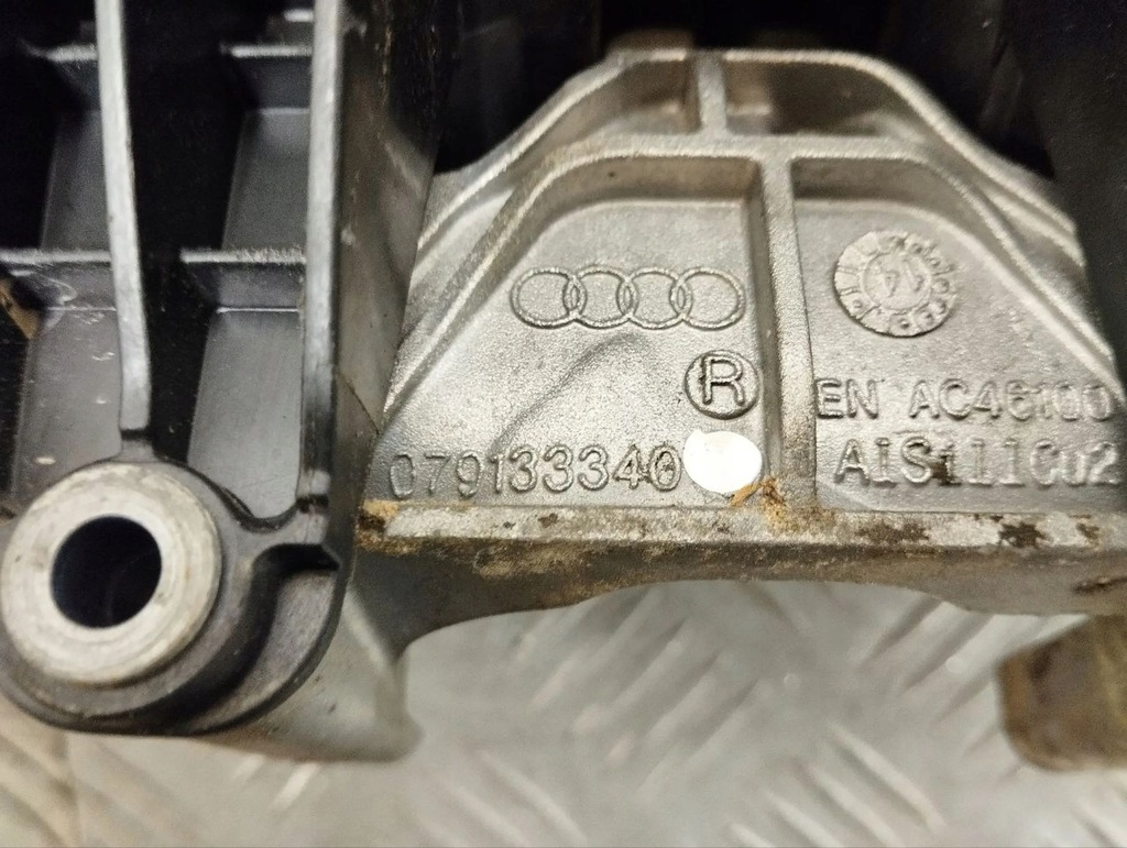 фото №5, Audi a8 s8 d4 4h 2014 коллектор всасывающий 079133109