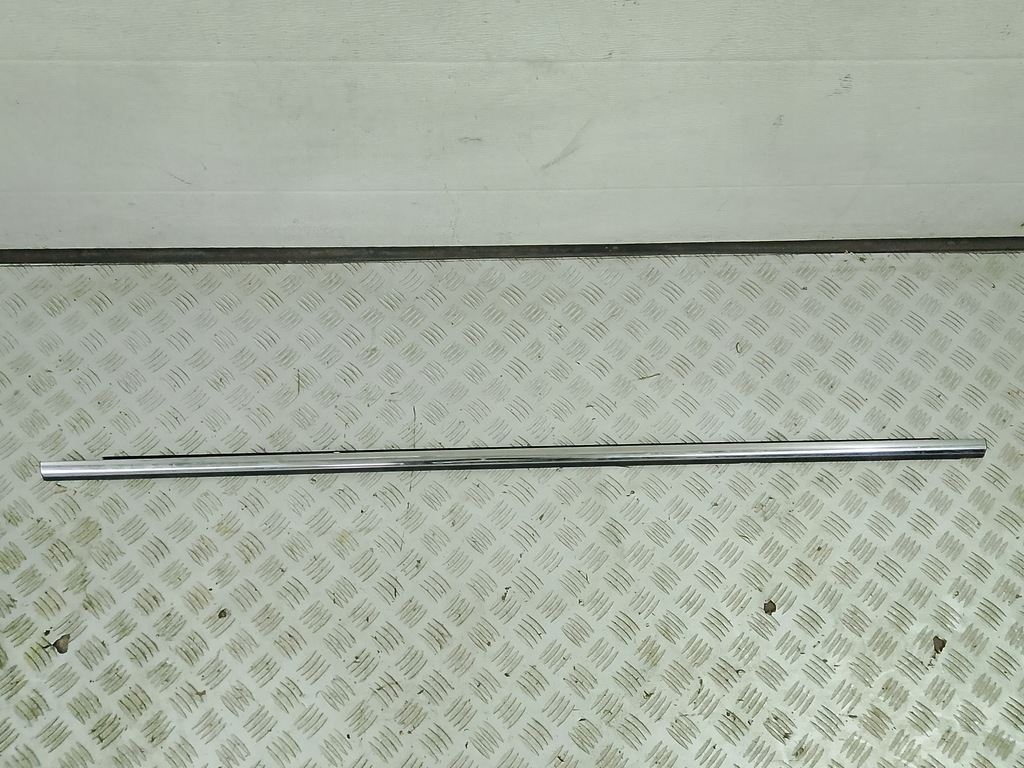 фото №1, Vw atlas cross lift 2021 молдинг дверь хром