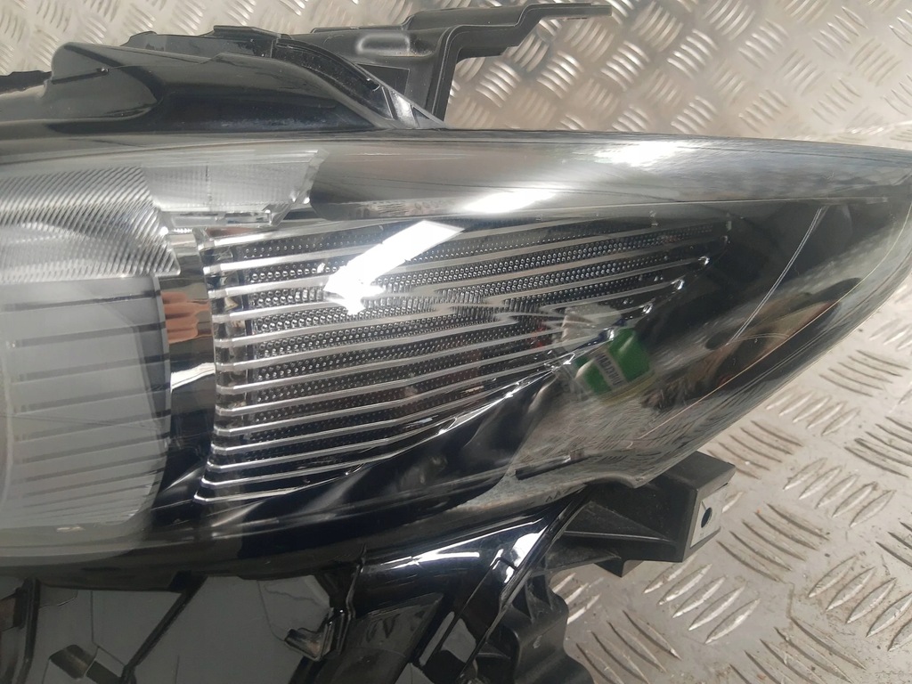 фото №9, Mazda 3 iv 19- лампа левая перед bcjh-51040